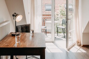 Dining - Apartment 'Seute Deern' with Shared Terrace, Shared Garden and Wi-Fi (Baltrum)