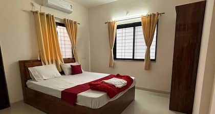 1BHK Comfy Stay 4