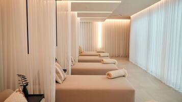 Sauna, dampbad, 5 behandlingsrum, massagebehandlinger