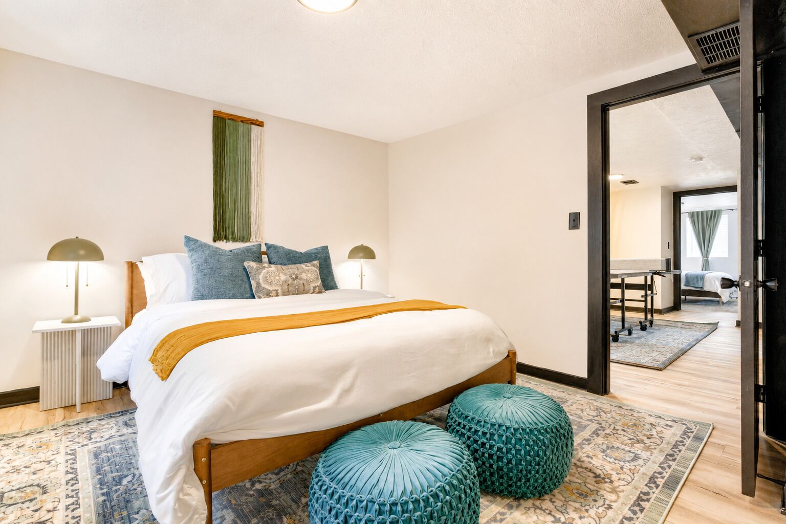 5 bedrooms, desk, iron/ironing board, free WiFi