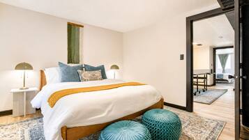 5 bedrooms, desk, iron/ironing board, free WiFi
