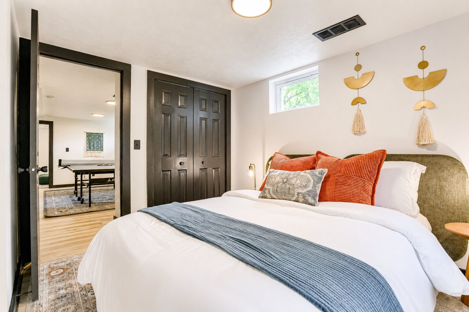 5 chambres, bureau, fer et planche à repasser, Wi-Fi gratuit