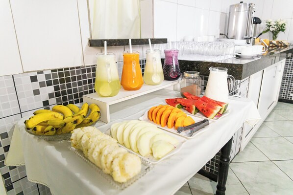Petit déjeuner buffet compris tous les jours