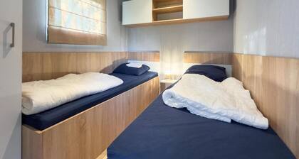 Nature-front Safari Tent in Zelhem