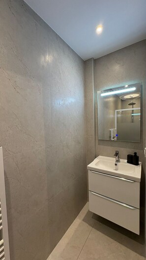 Dusche, HandtĂŒcher
