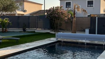 AuĂenpool, beheizter Pool