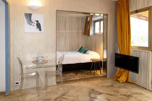 7 camere, ferro/asse da stiro, Wi-Fi, lenzuola