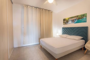 2 bedrooms, iron/ironing board, WiFi, bed sheets - Les Dunes - Front de Mer de Saint-Paul - Apartment sleeps 6 (Saint-Paul)