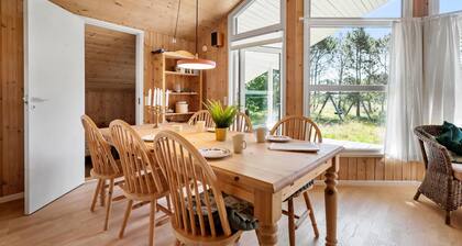 Stunning home in Strandby with WiFi