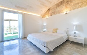 3 bedrooms, travel cot, free WiFi