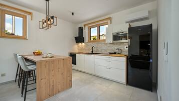 Frigorifero, forno, lavastoviglie