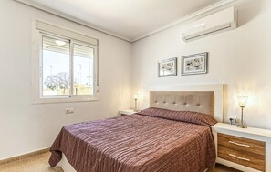 3 bedrooms, travel crib, free WiFi