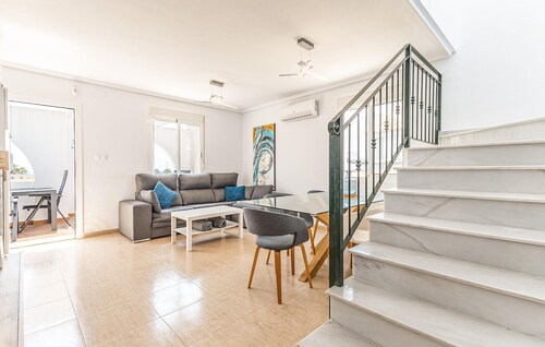 Pet friendly home in Avileses