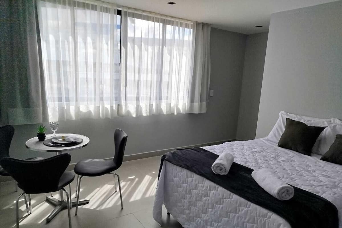 Comfort Double Room | Free WiFi, bed sheets