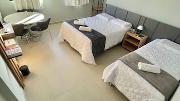 Comfort Triple Room | Free WiFi, bed sheets