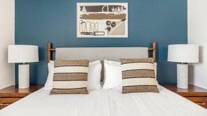 1 bedroom, desk, iron/ironing board, WiFi