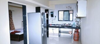 1BHK Cozy Stay 502