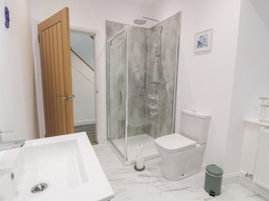 Shower - Beach House (Stranraer)