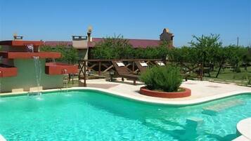 Seasonal outdoor pool