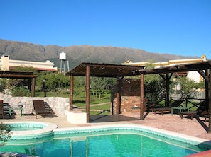 Seasonal outdoor pool - Posada Los Antiguos (Merlo)