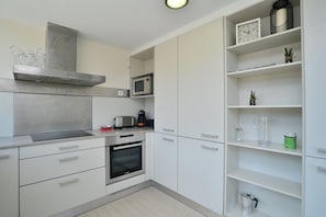 Fridge, microwave, oven, dishwasher