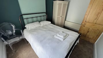 2 bedrooms, free WiFi, individually decorated, individually furnished