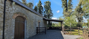 Woodville Lodge