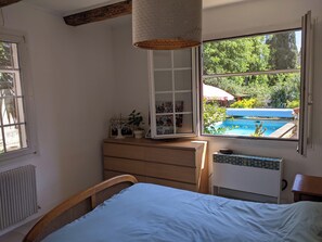 5 chambres, fer et planche Ă repasser, Wi-Fi, literie fournie