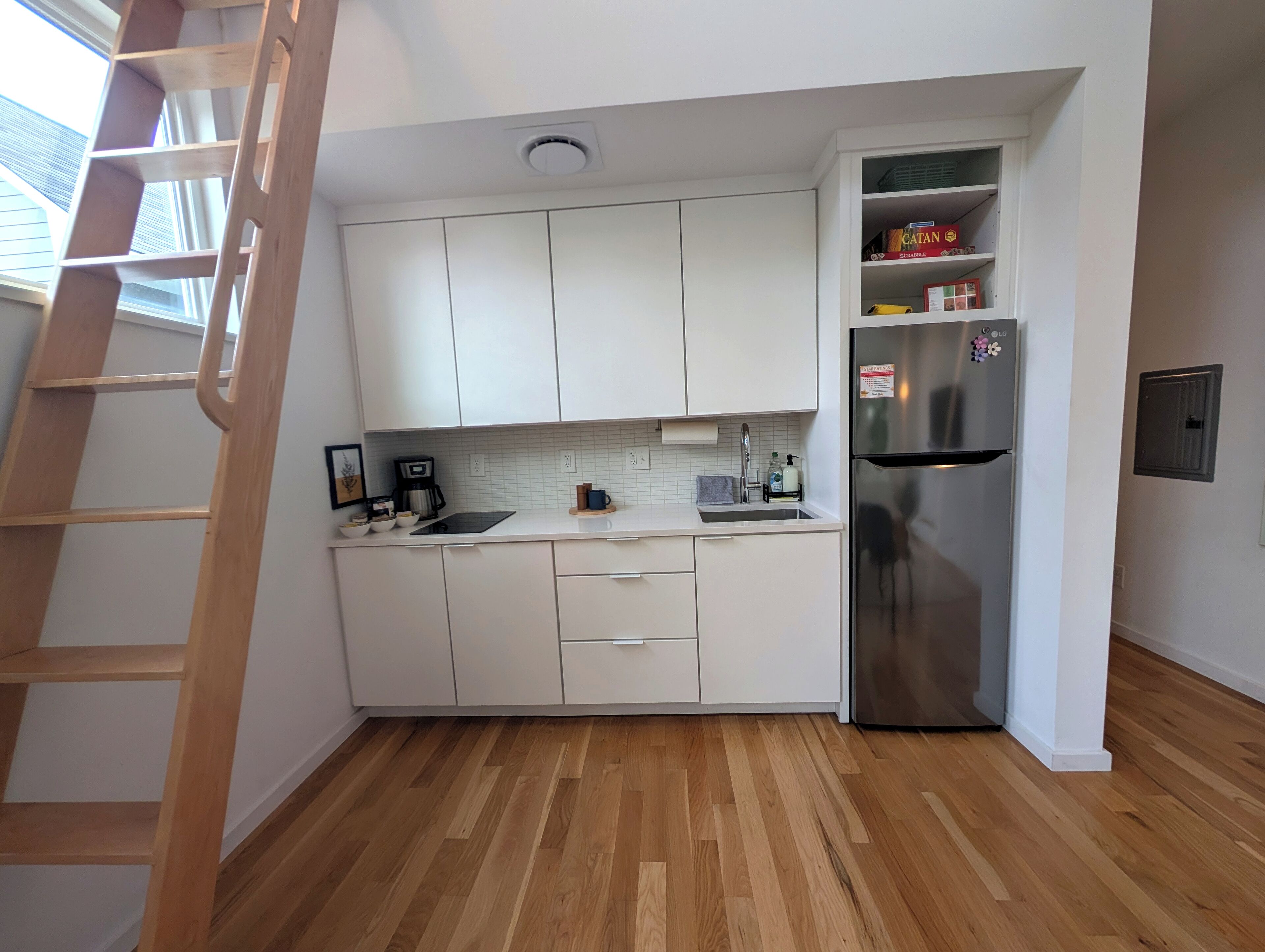 冰箱、微波炉、炉灶、茶具/咖啡用具