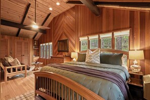 3 bedrooms, iron/ironing board, WiFi, bed sheets - Just renovated cabin with firepit, pool table, 2 porches, & 3 mins to lift (Beech Mountain)