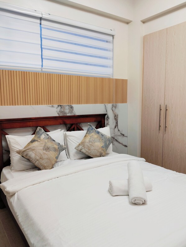 Room, 1 Bedroom, Balcony - Room-cozy Studio Room With Balcony in Il (Iloilo)