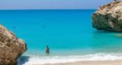 Eolos Apartments With Private Parking