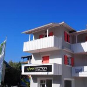 Apartment, Smoking | 4 bedrooms