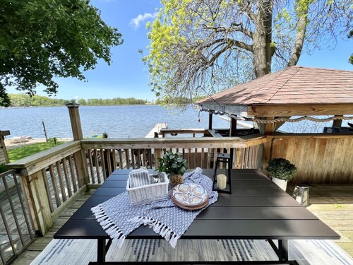 Sandy Pond LAKE HOUSE | Pets | Tiki Bar | Fire Pit
