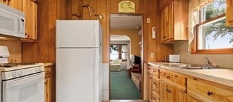 Cabin 5 at Heaths Resort