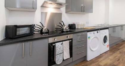 Enchanting Studio Unit with WiFi in Stoke-on-Trent