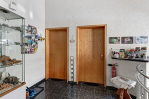 Interior - Holiday Apartment A with Balcony and Wi-Fi (Schramberg)