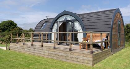 The Hideaway at Tremorna Farm