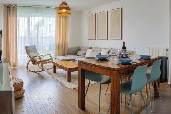 Imagen sin descripción, 1 de 20, botón