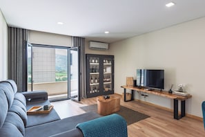 Apartment, River View | Living area - Feel Discovery Casa do Alfaiate (Peso da Régua)