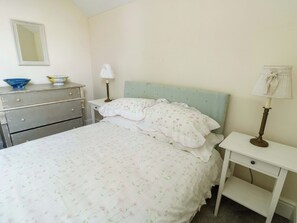 4 bedrooms, individually decorated, individually furnished, free WiFi - Trwst Y Don (Rhosneigr)