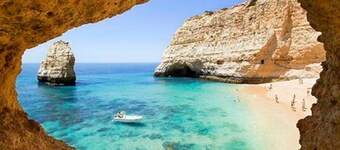 Wonderful Ocean View Beach Apartment