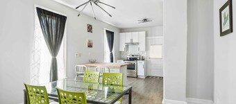 Downtown Detroit Gem 3 Bedrooms & Culture!