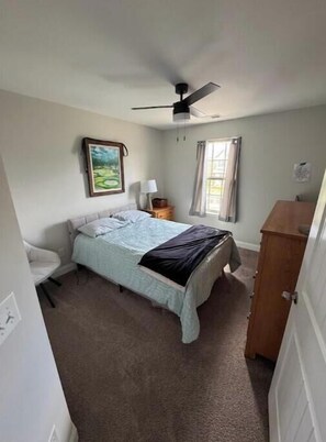 3 bedrooms, WiFi, bed sheets