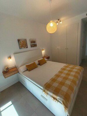 2 chambres, fer et planche à repasser, Wi-Fi, literie fournie
