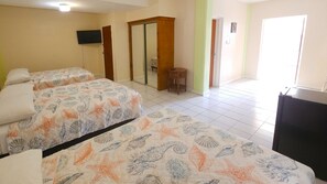 Standard Triple Room, Non Smoking | Desk, laptop workspace, iron/ironing board, free WiFi