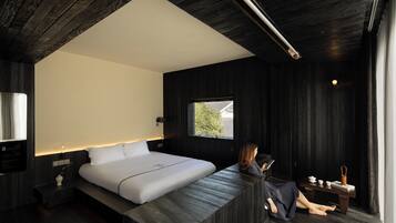 Comfort dubbelrum eller tvåbäddsrum - utsikt mot bergen | Strykjärn/strykbräda, gratis wi-fi och sängkläder