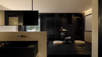 Business Room | Iron/ironing board, free WiFi, bed sheets