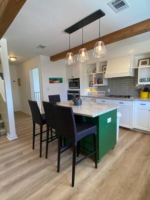 Dining - Coastal Fave- Lrg Private Pool + 2 Min Beach Walk (Santa Rosa Beach)