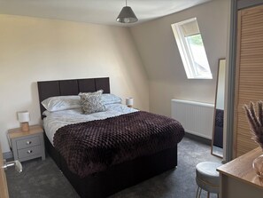 1 sovrum, individuell inredning, unika möbler och gratis wi-fi